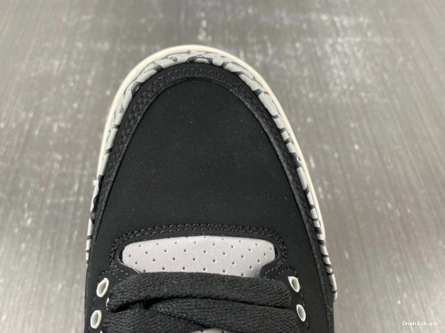 One Kick Jordan Air Noir CK9246-001 WMNS Off 3 0810